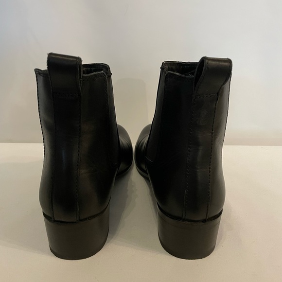 NWOB!! Steve Madden Women's Dover Ankle Boot, Black Leather, Sz 7.5 - Picture 5 of 16